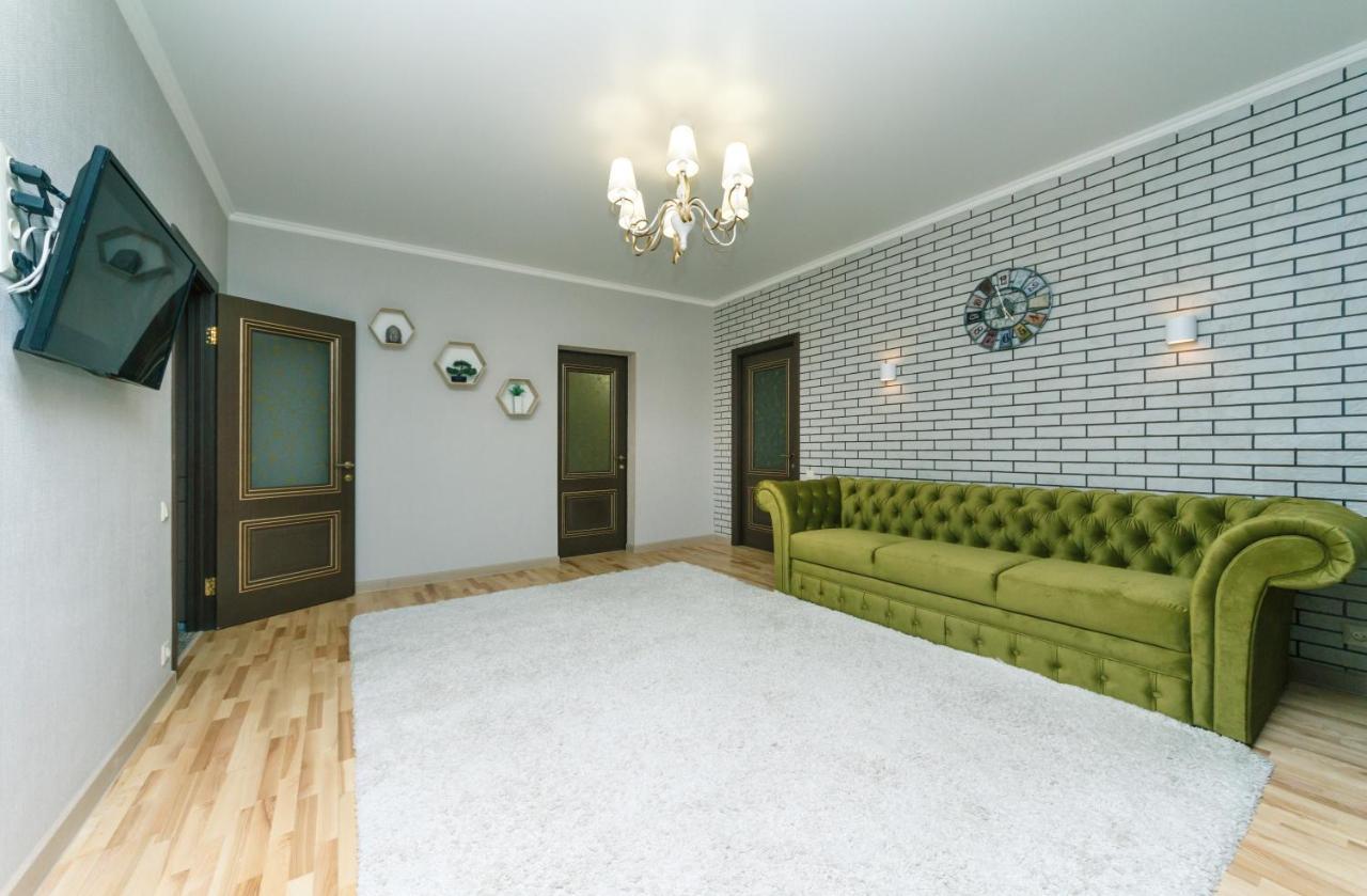 Bessarabsky Kvartal Kiev Exterior foto