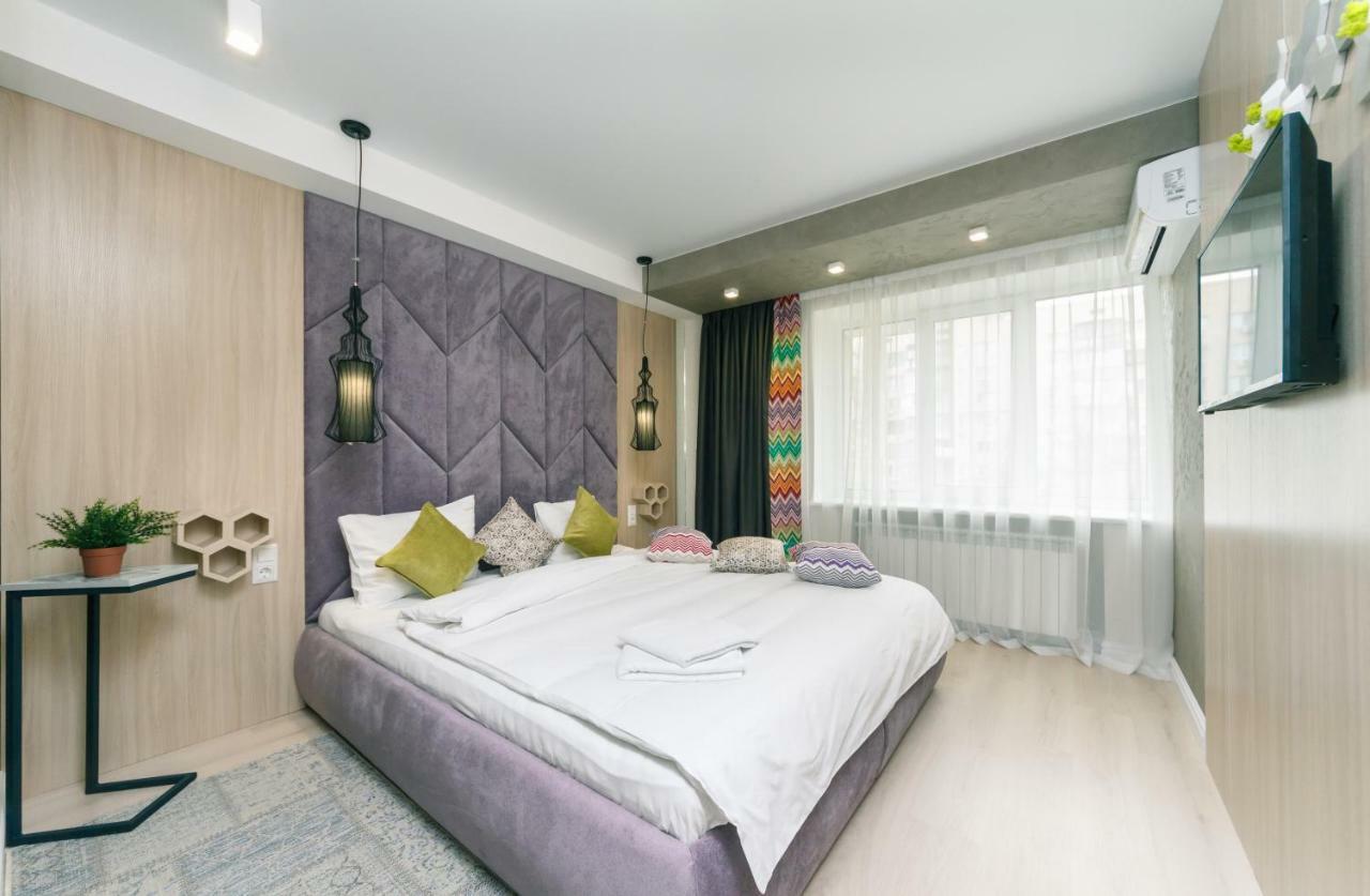 Bessarabsky Kvartal Kiev Exterior foto